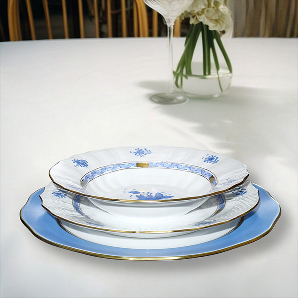 Silverware and Art De La Table